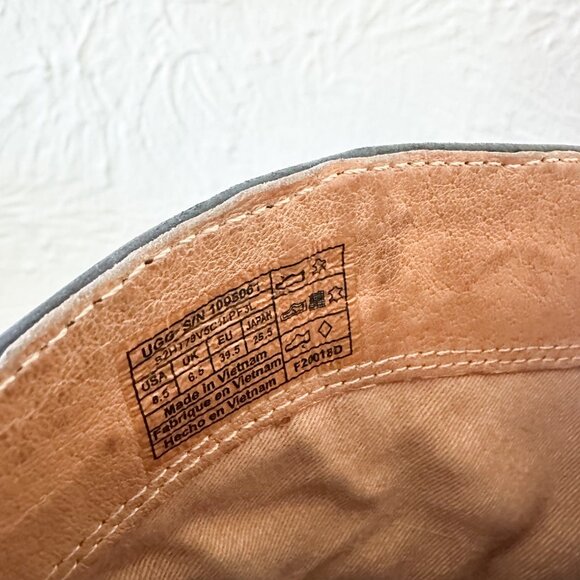 UGG | Annie Ankle Block Heel Boot in Black and Brown Women's 8.5 - Picture 8 of 8